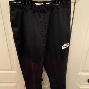 Men’s Nike workout sweats Size medium